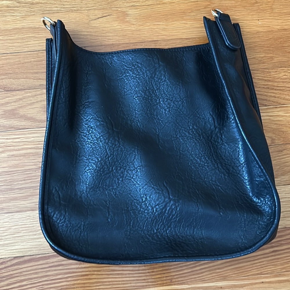 Ahdorned Black Bag - Picture 3 of 8